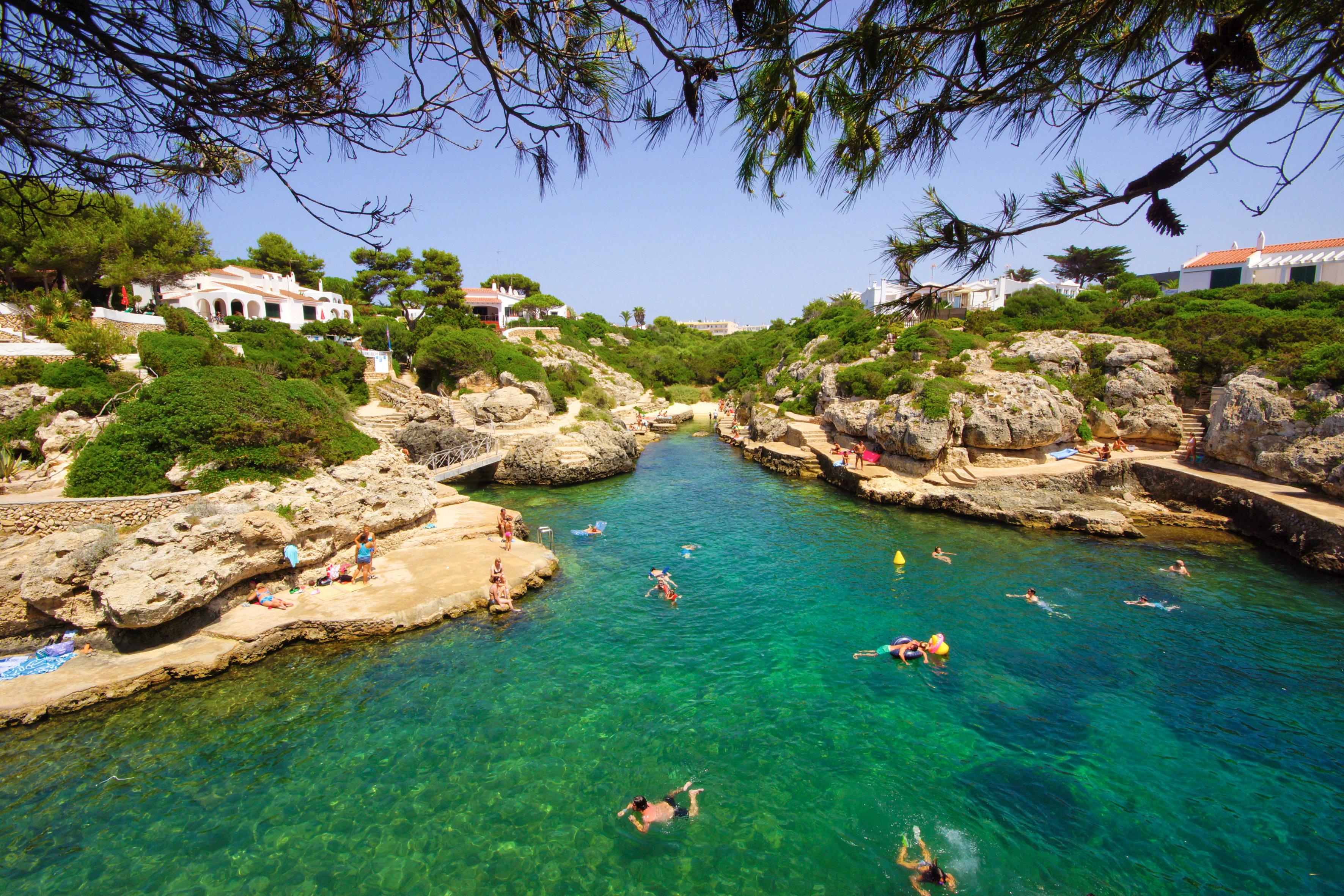 Globales Los Delfines Cala'N Blanes (Menorca) Exterior foto